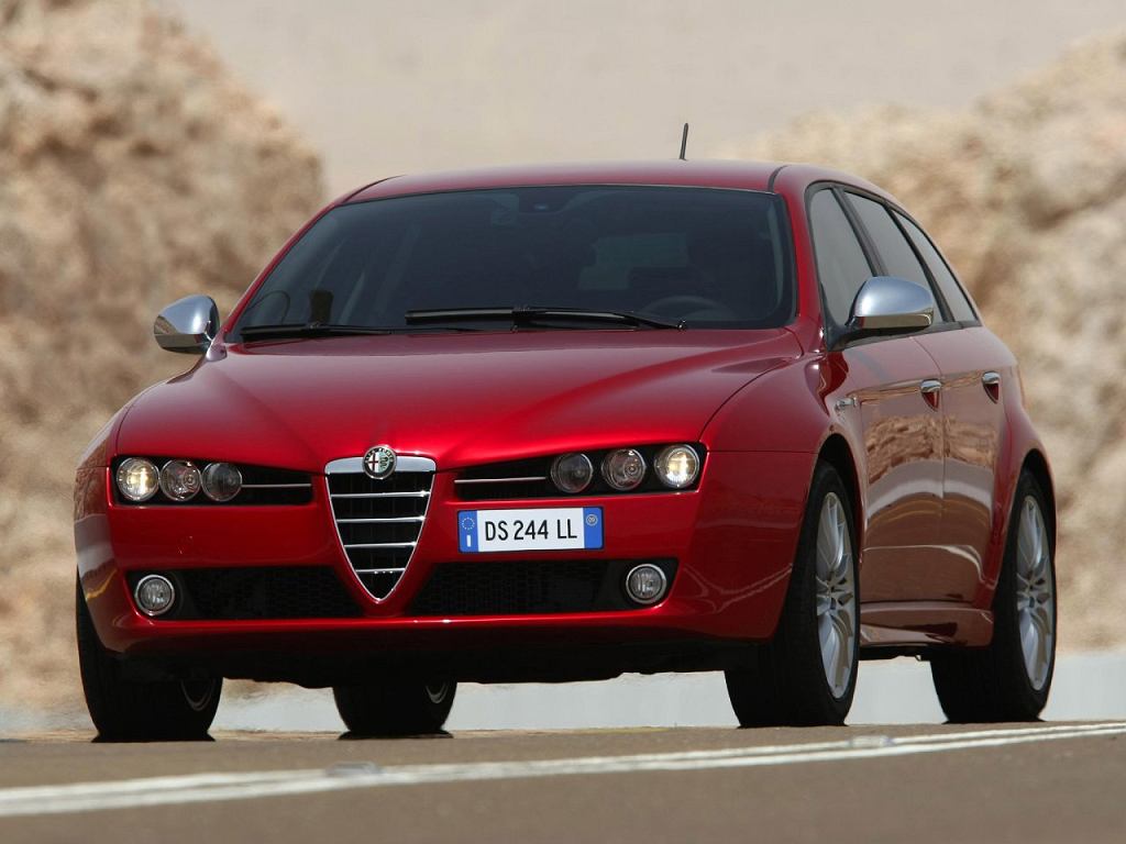 Покупаем б/у: Alfa Romeo 159 - отзывы. Что чаще всего ломается и какую версию лучше выбрать?