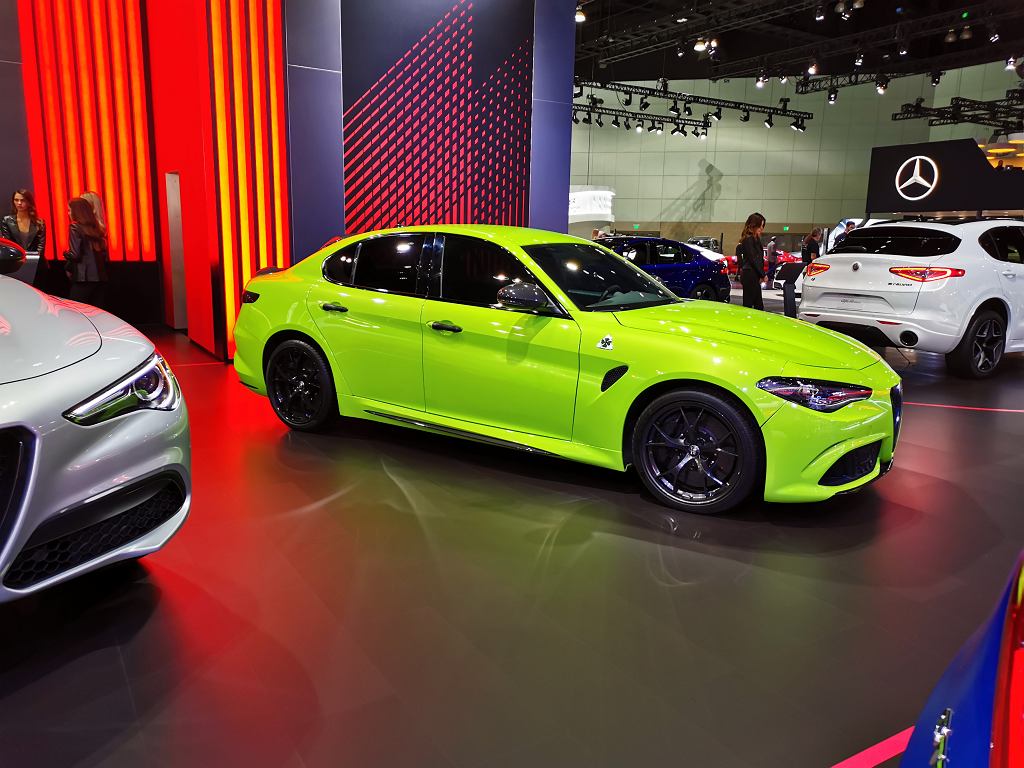 Alfa Romeo Giulia и Stelvio после небольшого фейслифтинга. В интерьере улучшены две самые важные вещи