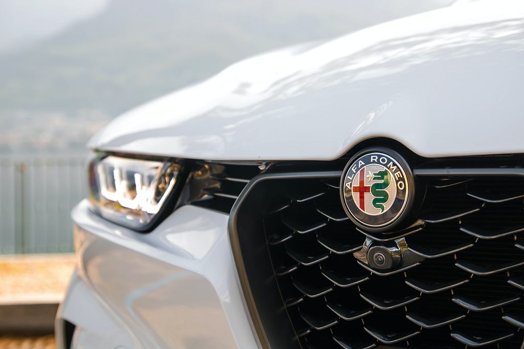 Новая эра в Alfa Romeo. Однако они могут использовать старые решения