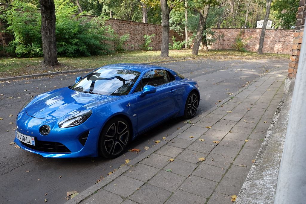 Французская полиция заказывает спортивные автомобили. Они выбрали Alpine A110.