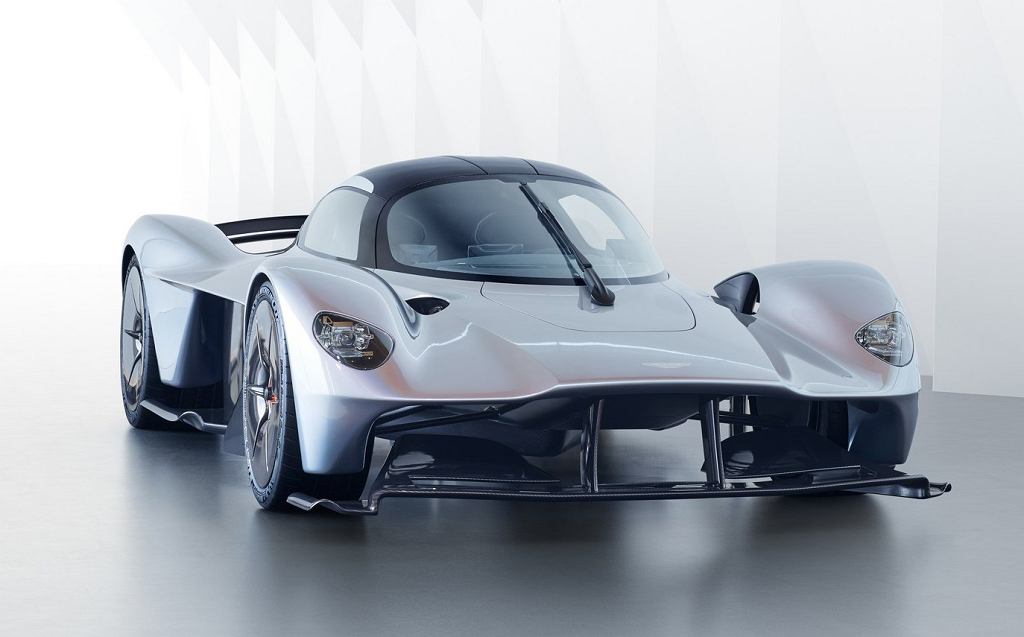 Сверхбыстрый Aston Martin с технологией F1