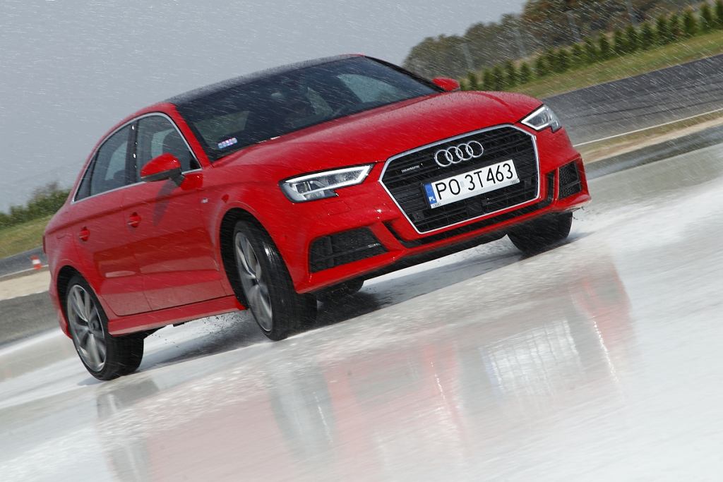 Audi A3 Лимузин 2.0 TDI quattro | Часть теста месяца 2 | Вождение свойства