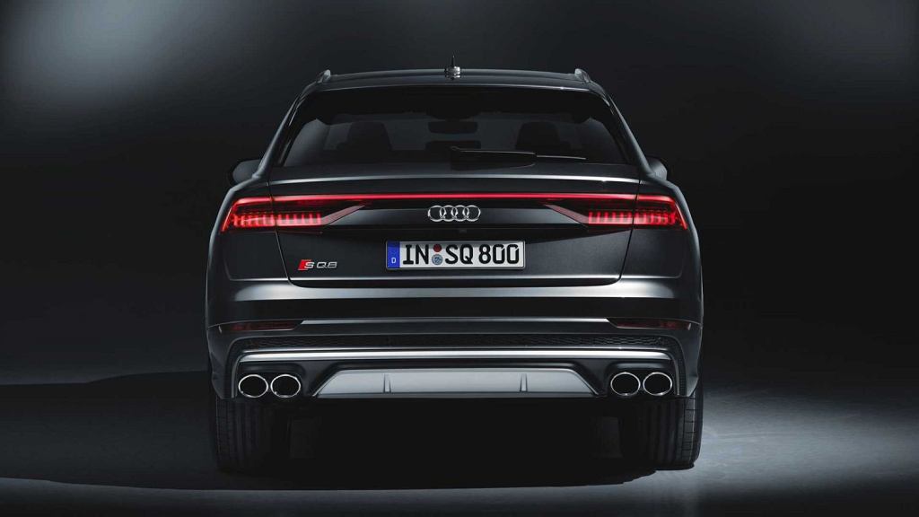Audi SQ8 — V8 под капотом, но, конечно же, работающий на дизельном топливе