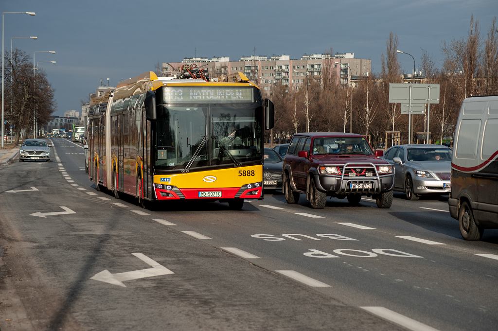 После Байдена в Варшаве пришло время бегунов. С субботы перебои в движении и перекрытие дорог [КАРТА]