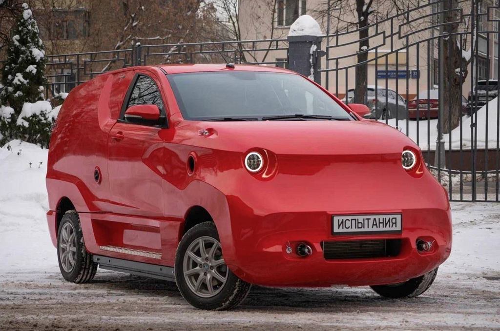 Это новое электрическое детище MOTHER от Матери-России. «Автотор Янтарь» похож на ублюдка Мультиплы