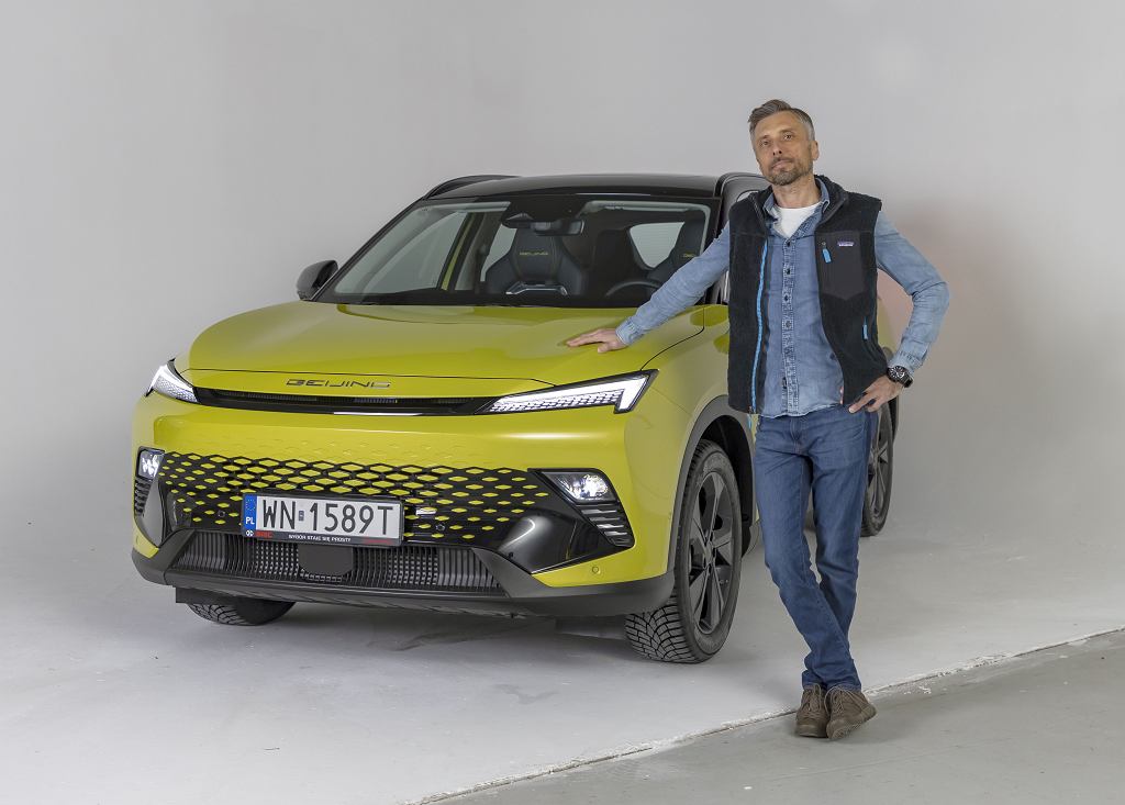 Смотрел китайский бестселлер: BAIC Beijing 5. Его цена — испытание для поляков.