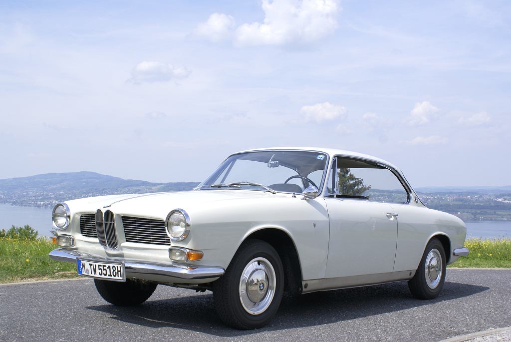 BMW 3200 CS Bertone 1965 года. Красиво, но при ближайшем рассмотрении разочаровывает.