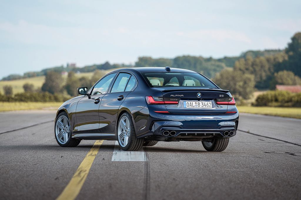 BMW Alpina B3 по польским ценам. Альтернатива новому М3 за 449 000 злотых.