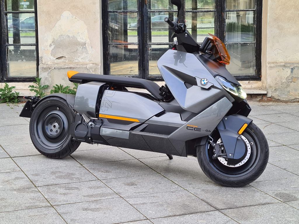 Мото за мото: BMW CE 04. Доброе утро, я из будущего.