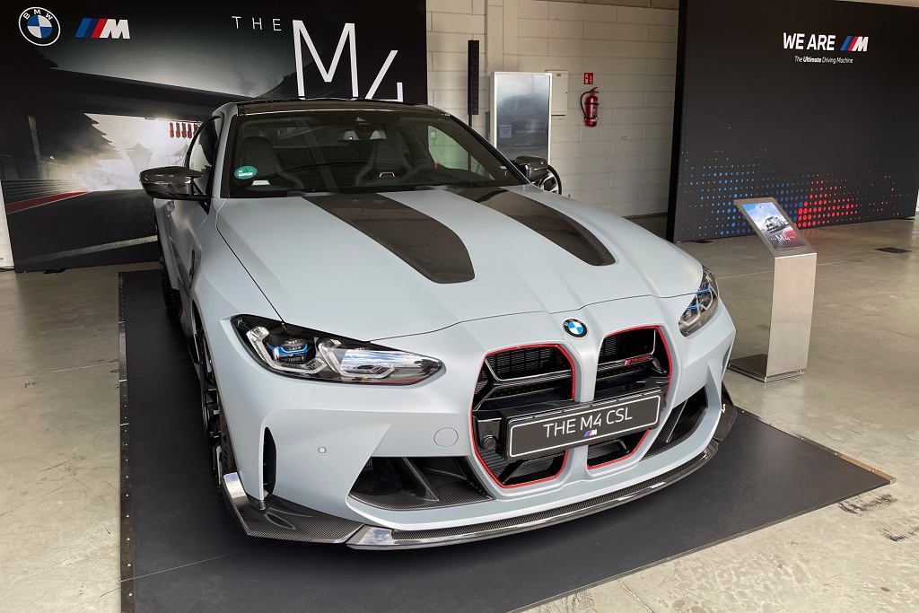 Новый BMW M4 CSL. Ракетка из углеродного волокна