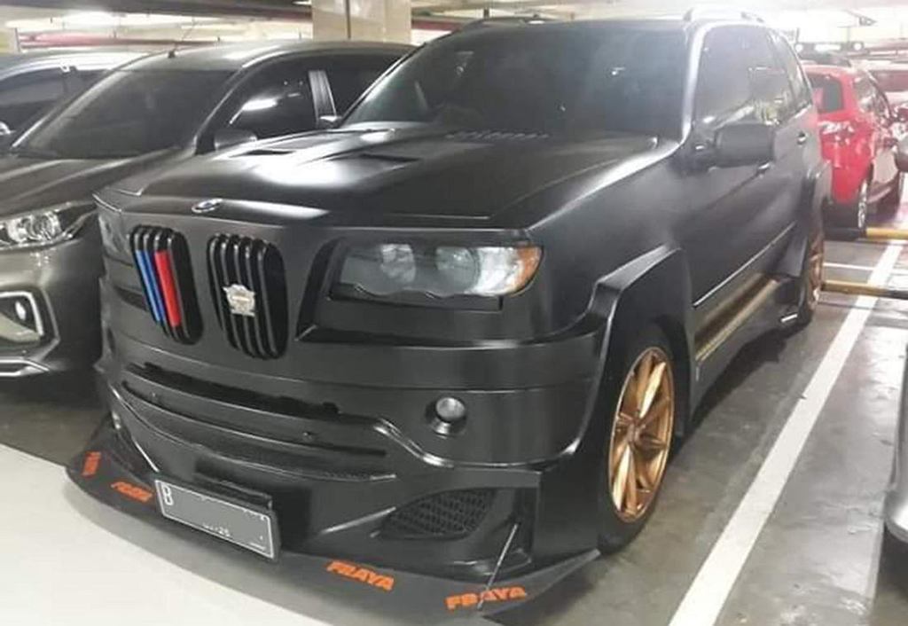 Этот BMW X5 с Reddit весьма спорен, не говоря уже о том, что ужасен.