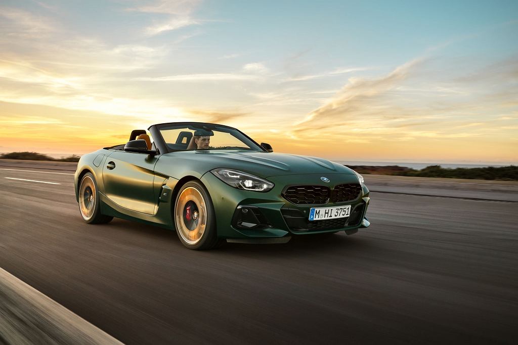 BMW Z4 M40i в версии Pure Impulse. 340 лошадей, МКПП и задний привод.