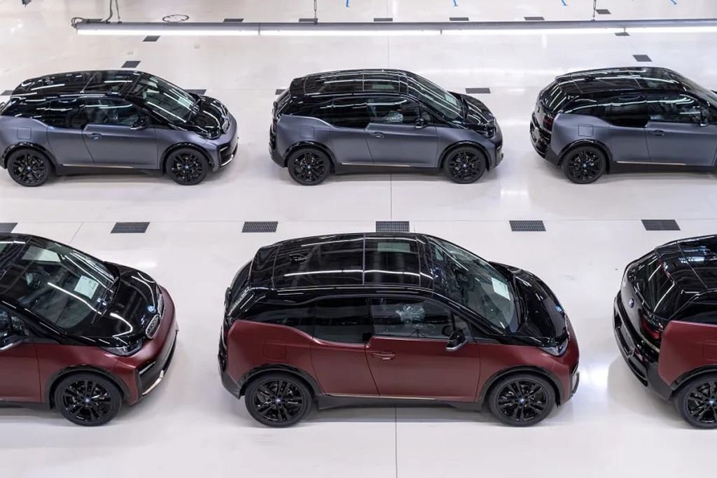 Это конец. BMW отказывается от производства своего популярного электромобиля