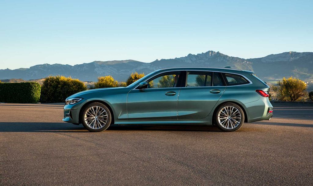 Новый BMW 3 Series Touring G21 - цены в Польше. Начальная цена 171 200 злотых, но мы все еще ждем базовые версии.