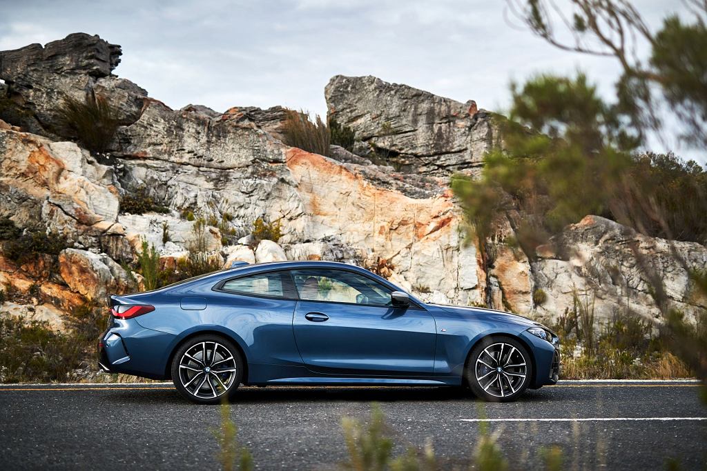 Цены на новый BMW 4 серии уже известны. Польский прайс-лист начинается от 189 900 злотых.