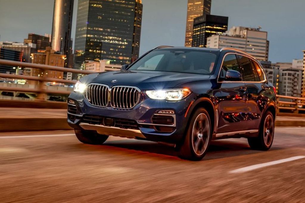 BMW X5 – легендарная модель бренда в подключаемой гибридной версии!