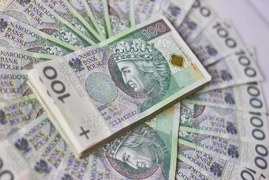 Мы уже знаем ставки налога на транспорт на 2022 год. Сколько будут платить водители?