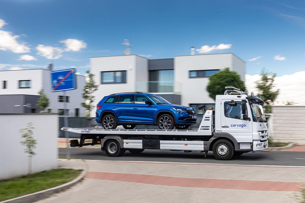 Как безопасно купить подержанный автомобиль? Об этом мы спросили у эксперта «Студии Бизнеса»