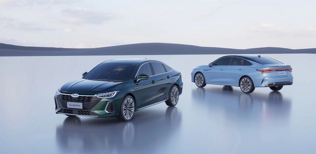 Китайцы любят седаны. Chery Arrizo 8 — конкурент Toyota Camry