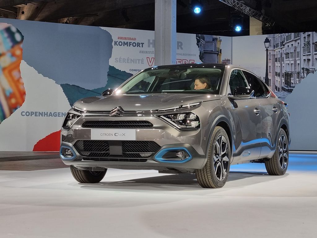 Мнения Moto.pl: Citroen C4 X. Мне он определенно понравится, но должен быть один вопрос