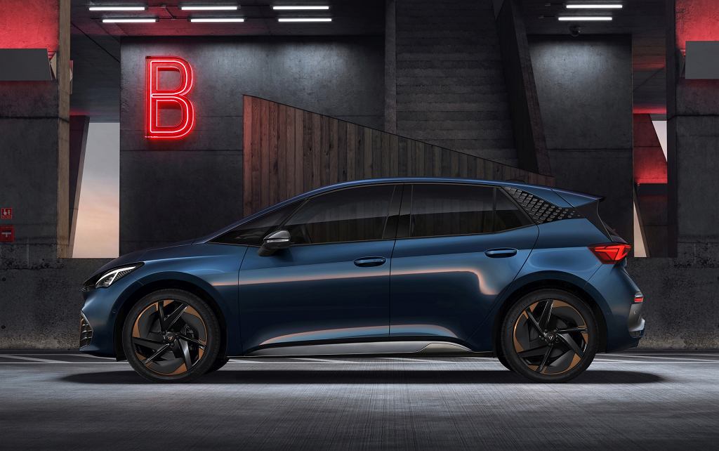 Купра Борн. Первый электромобиль от испанского производителя — не Seat