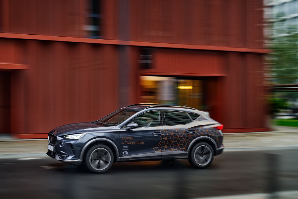Cupra Formentor замечен на дороге впервые. Новый испанский внедорожник в действии