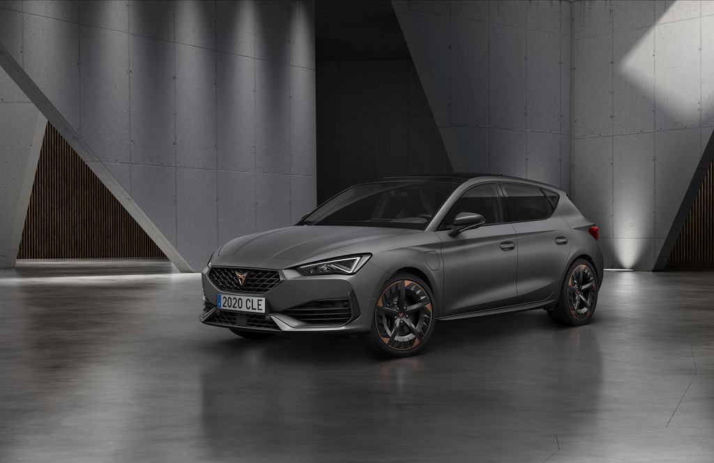 Cupra Leon не обязательно должен быть гибридом. Есть новые версии двигателей