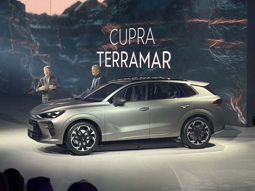 Cupra представила три новых автомобиля: Terramar, Tavascan и Urbanrebel