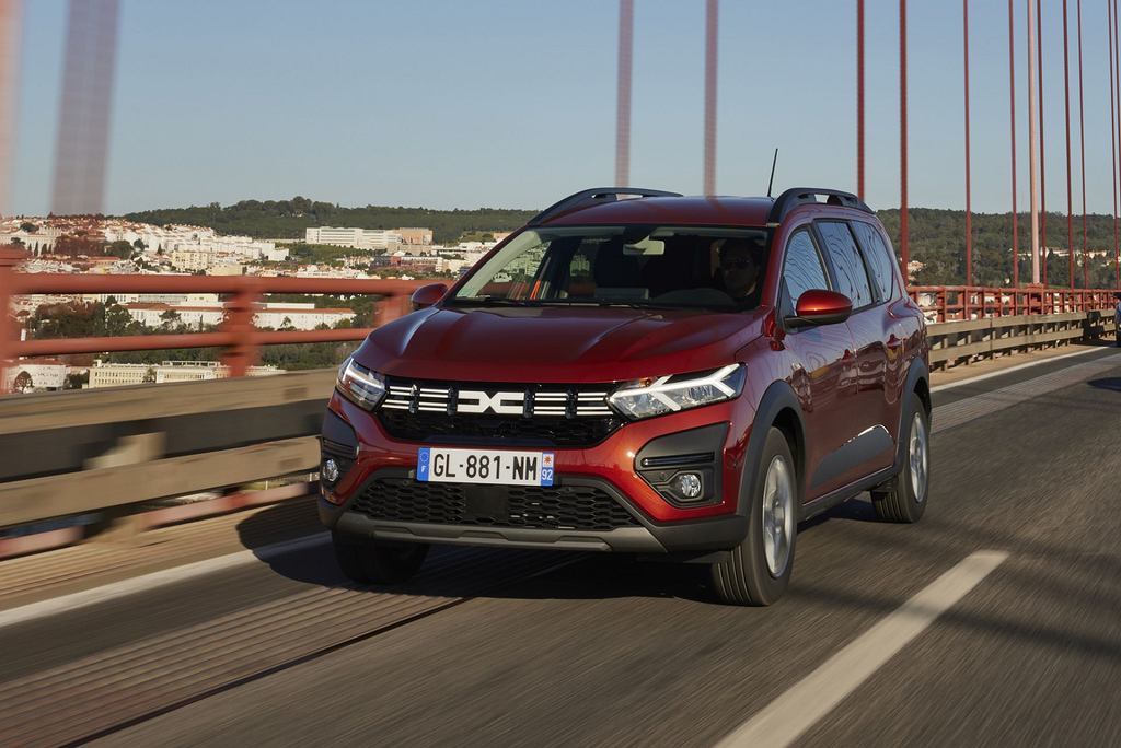 Ожидается, что новый Dacia Jogger станет таким же хитом, как и Duster. Будет? Есть шансы