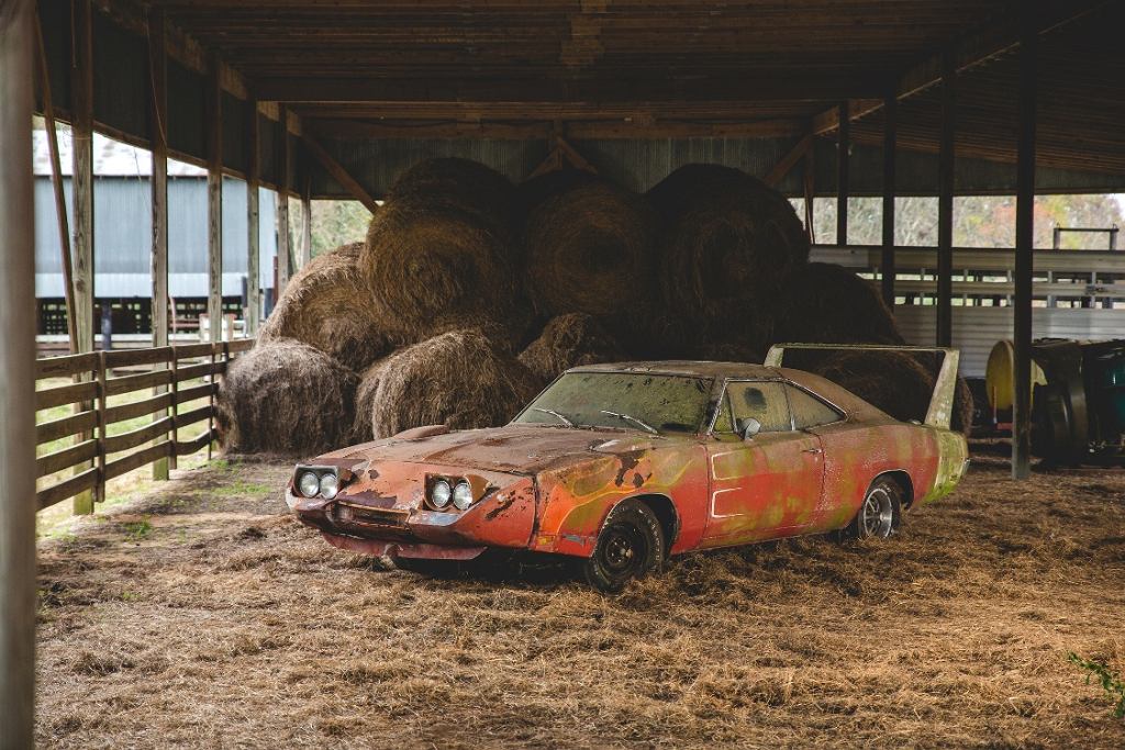 Найденный в сарае Dodge Charger Daytona уйдет с молотка