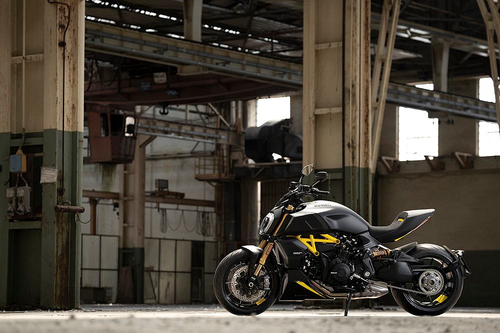 Ducati Diavel 1260 S Black and Steel – итальянский дьявол взял темные цвета