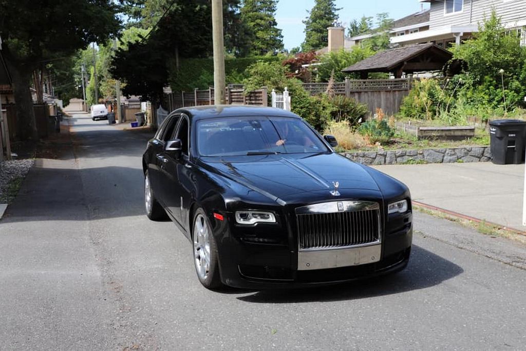 Моя дочь хотела электромобиль. Он продал свой дом и переоборудовал Rolls-Royce.