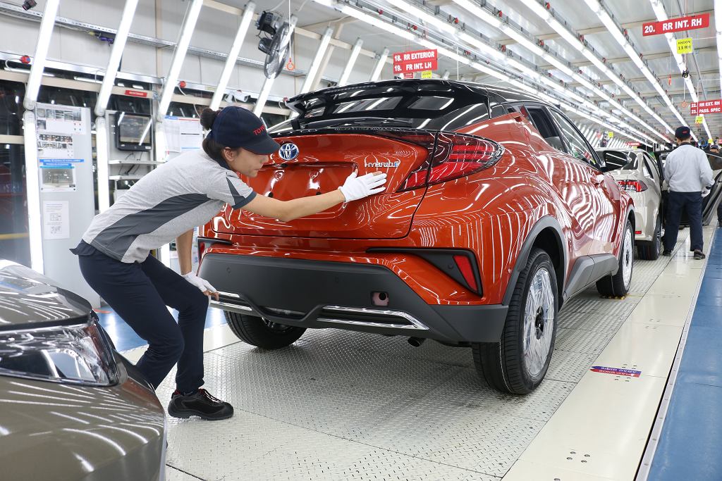 Toyota выпустила свой 300-миллионный автомобиль. Ей потребовалось 88 лет