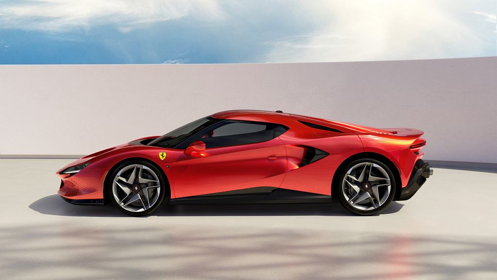 Ferrari SP48 Unica похожа на грузовой фургон. Ты посмотришь вокруг и ничего не увидишь