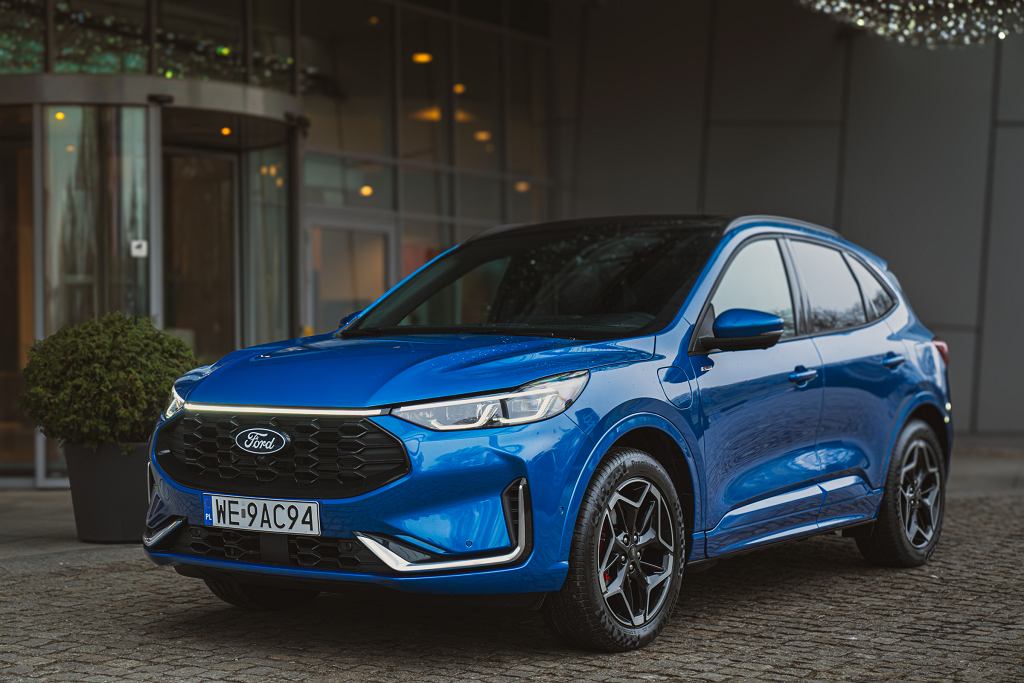 Ford Kuga после рестайлинга в Польше. Внедорожник имеет больше стандартного оборудования [ЦЕНА]
