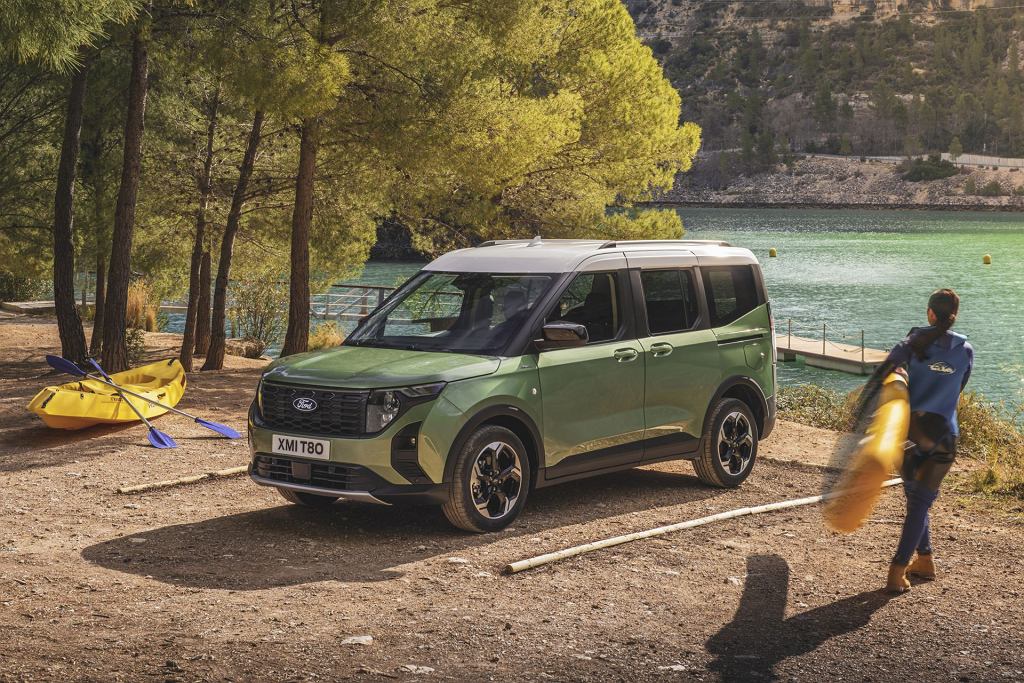 Ford Tourneo Courier по цене в Польше. Три варианта комплектации, двигатель 1.0 EcoBoost мощностью 125 л.с. в базе.