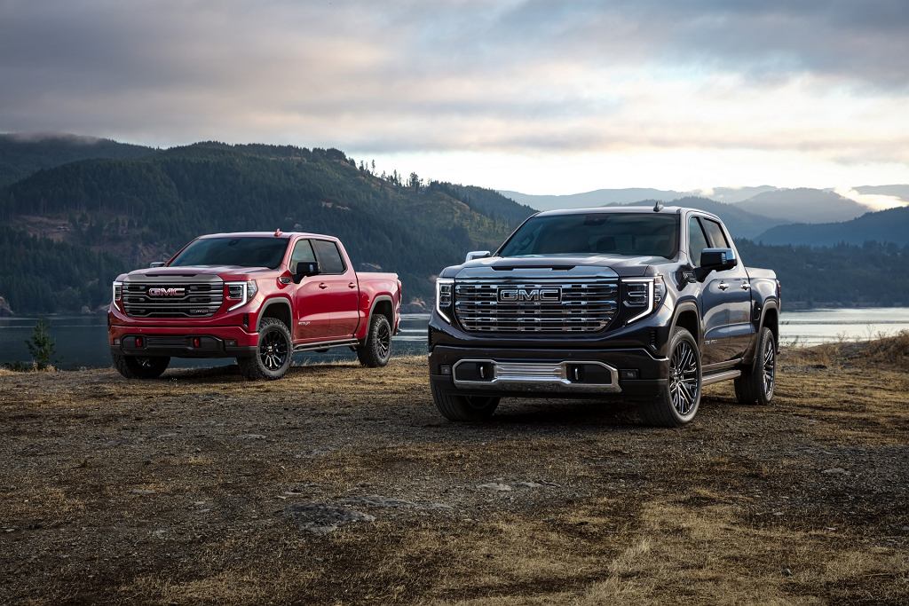 GMC Sierra 1500 сочетает в себе роскошь и технологии. Новая отделка обновленного пикапа