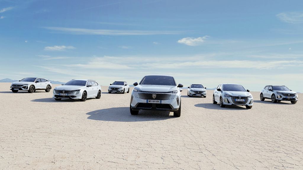Электронный лев взревел. Peugeot — первая европейская компания, предлагающая восьмилетнюю гарантию.