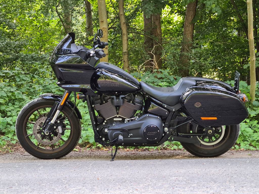 Мото на мото: Harley-Davidson Low Rider ST. Я ездил по Мазовии на американской легенде