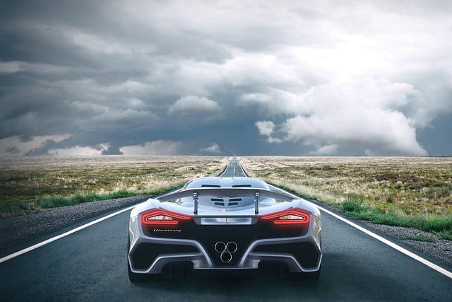 Hennessey Venom F5 нацелен на Bugatti