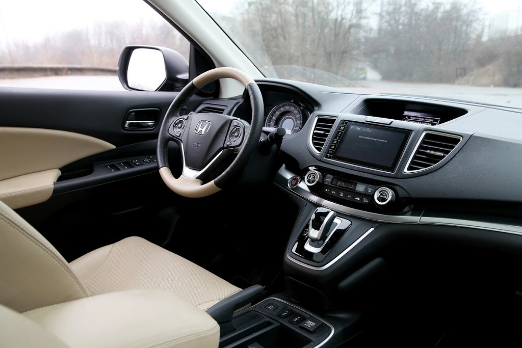 Тестируем Honda CR-V. «Он мастер практичности!»