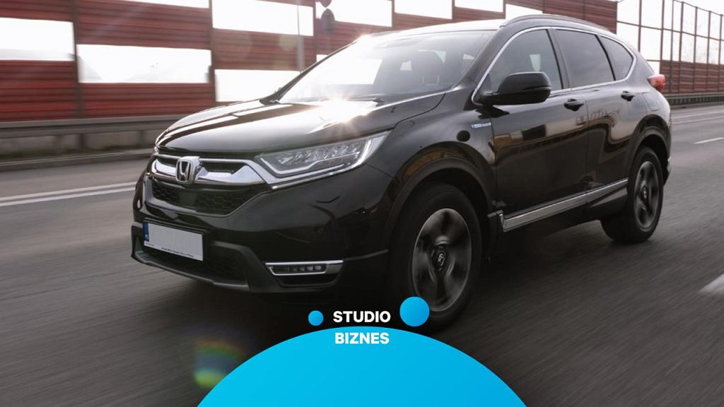 Мировой бестселлер в Studio Biznes. У Honda CR-V есть гибридная версия.