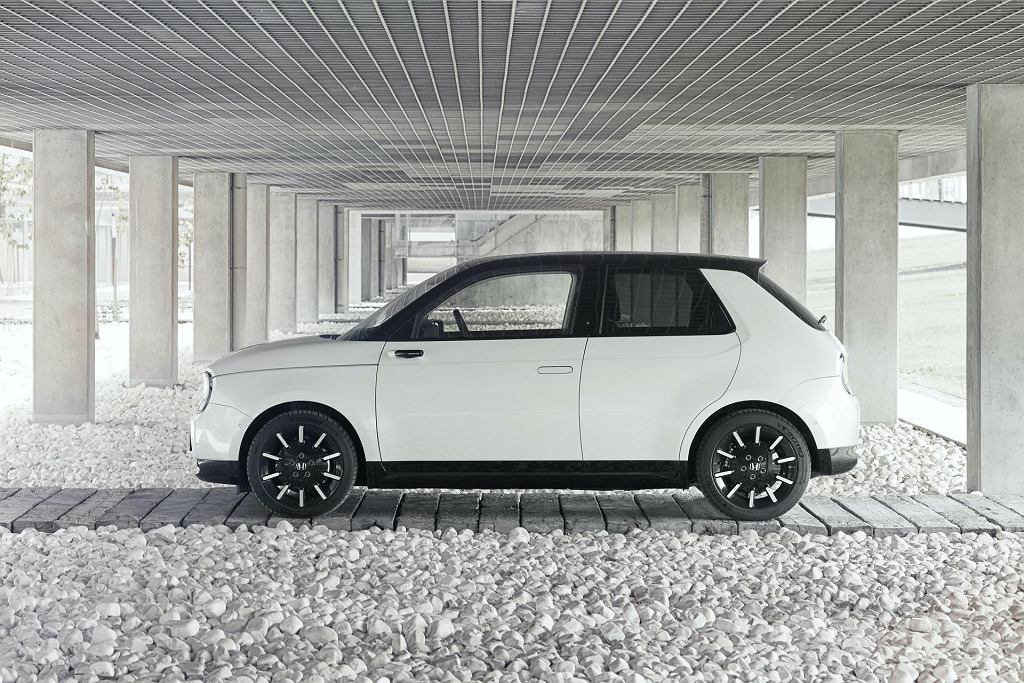 Honda e готова к производству. На выбор будет два электродвигателя