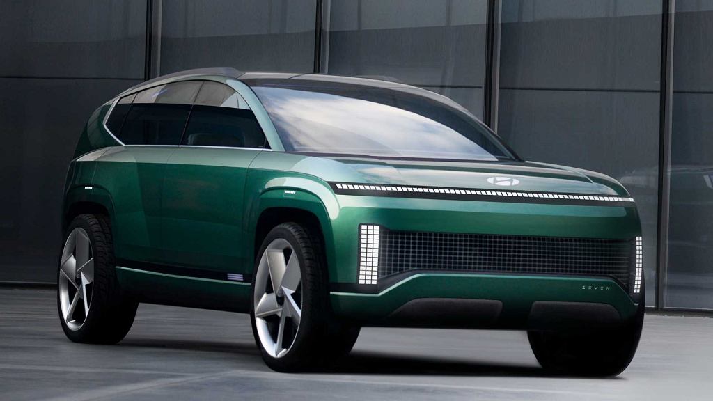 Электрический внедорожник с сиденьями из выставочного зала. Hyundai анонсирует модель Seven