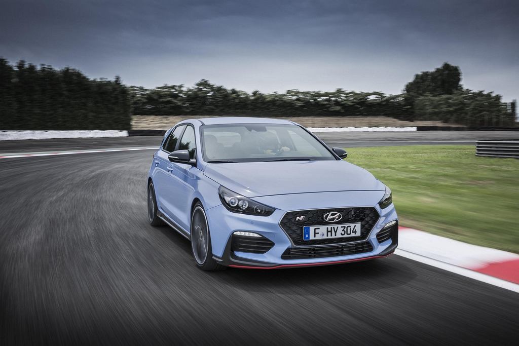 Hyundai i30 N готов покорить Польшу. Мы знаем цены на реке Висла