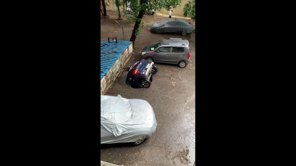 Природа требует жертв. Одним из первых является Hyundai [ВИДЕО]