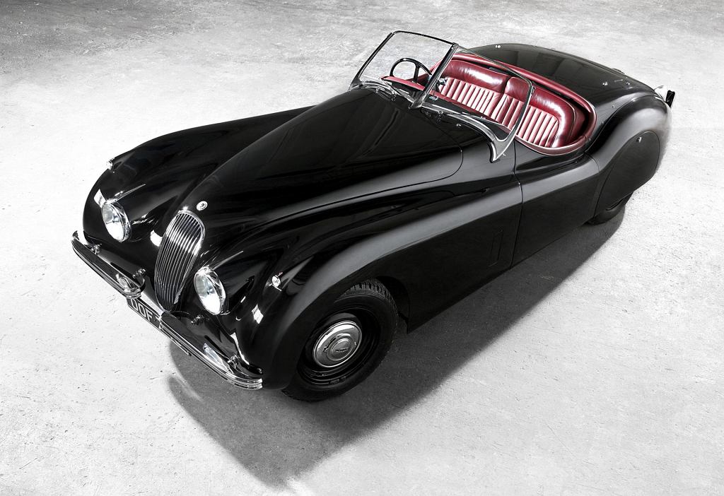 Война и автомобили, часть 5. Почему у Jaguar XK120 и Land Rover алюминиевая обшивка?