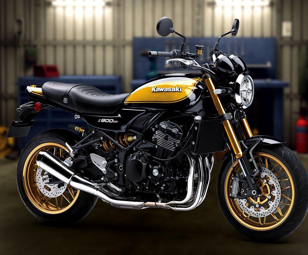 Новинка в коже классики. Дебют Kawasaki Z900RS SE
