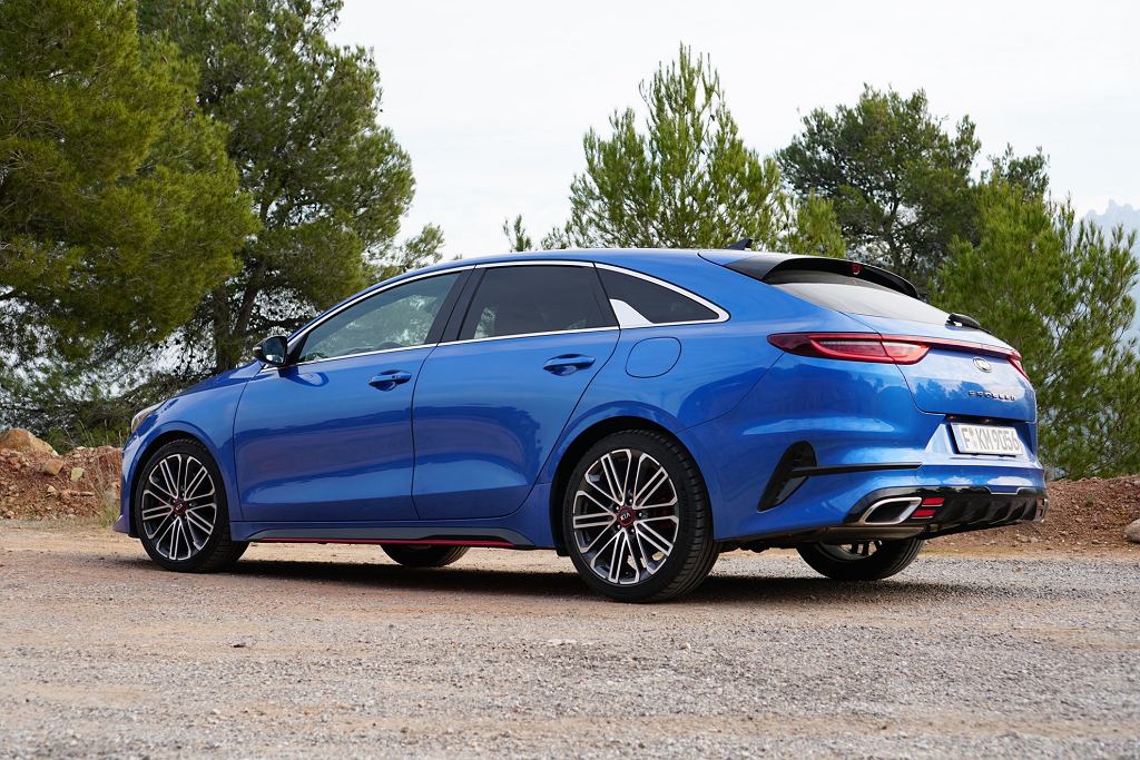 Мнения Moto.pl: Kia ProCeed – есть ли выход из этого безумия?