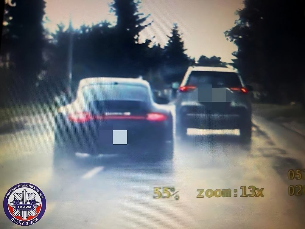 До потери водительских прав осталось одно очко. Водитель Porsche не скоро будет этим заниматься